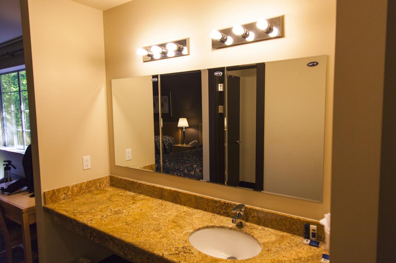 Best Lynnwood Inn Bagian luar foto